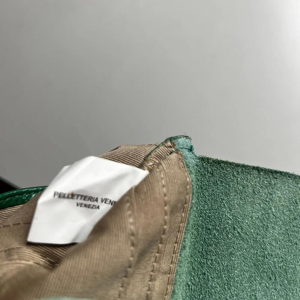 Pelletteria Veneta Venezia‎ Green Pebbled Leather Handmade Wallet Italy Snap Zip